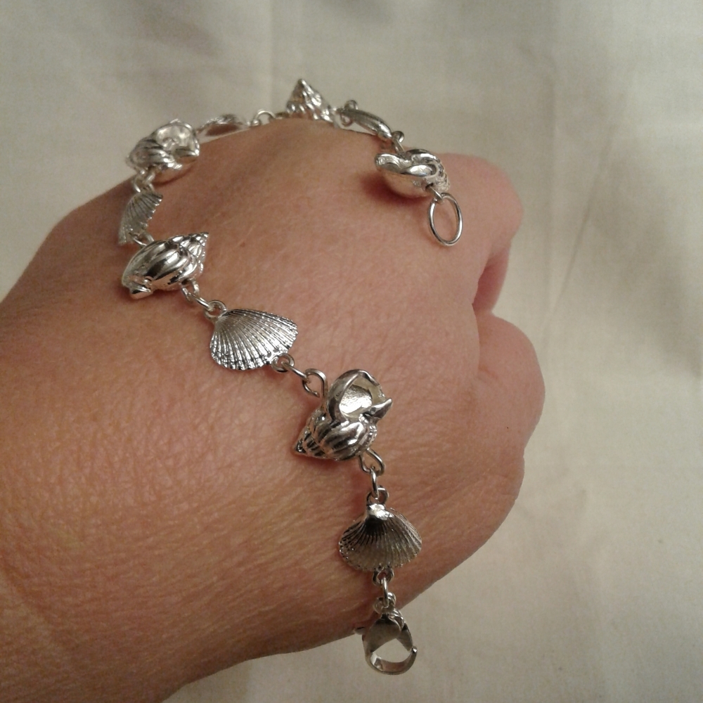 Sea shell bracelet - Picture 2 of 11